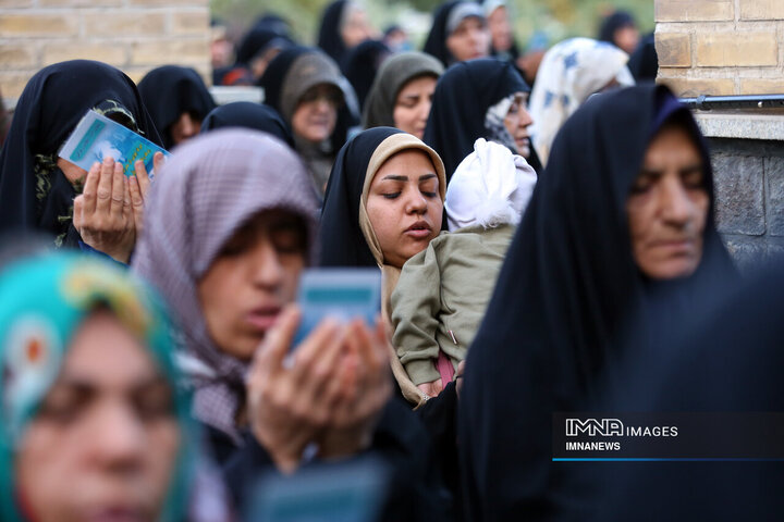 اقامه نماز استسقاء (طلب باران)،همدان