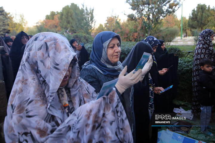 اقامه نماز استسقاء (طلب باران)،همدان