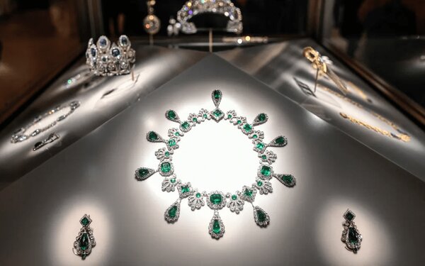 خسارت سرقتِ هنری قرن از موزه لوور برآورد شد