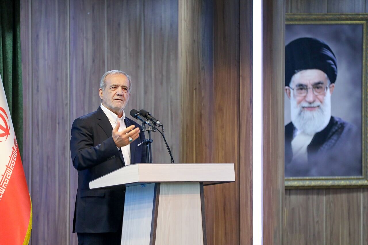 President Pezeshkian Calls for Establishment of Joint “ECO Police Force” to Ensure Regional Security