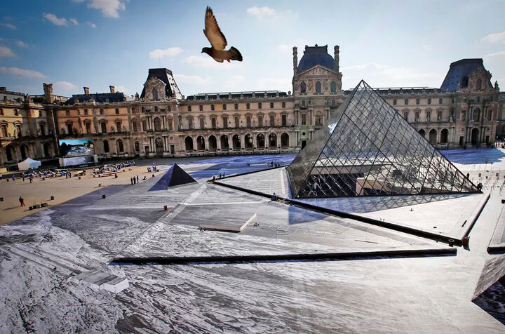 انتقال بخشی از جواهرات سلطنتی موزه لوور به بانک مرکزی فرانسه