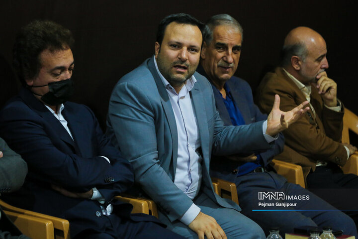 مصطفی نباتی نژاد رئیس مرکز پژوهش های شورای اسلامی شهر