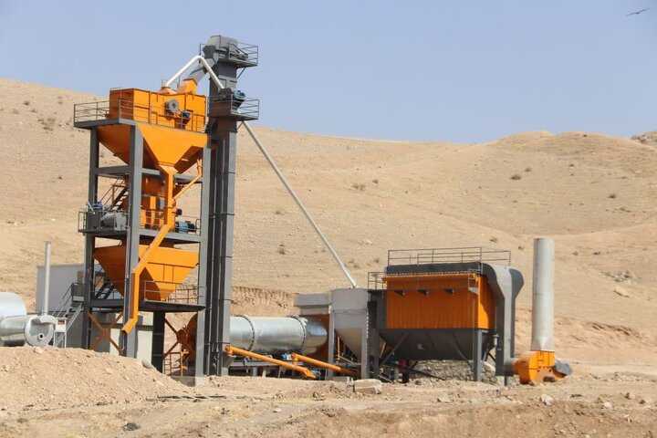 بهره‌برداری از کارخانه آسفالت جدید خرم‌آباد تا سه هفته آینده/ پایان وابستگی به پیمانکاران