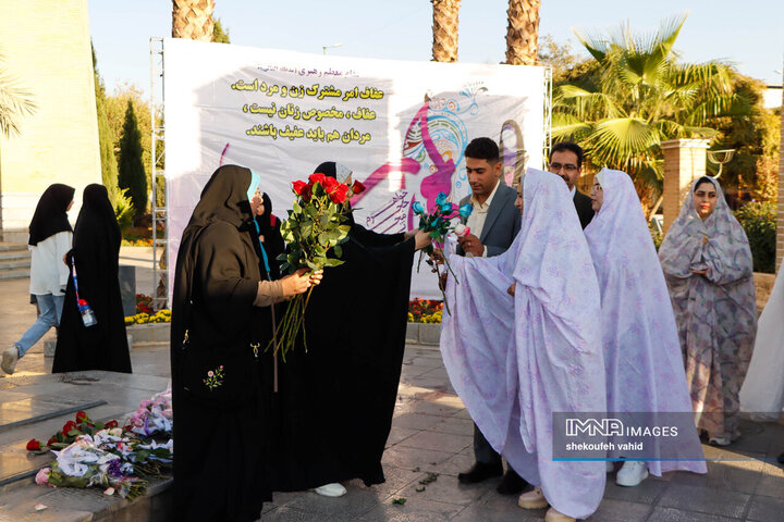 تجدید میثاق زوج‌های دانشجو با شهدا