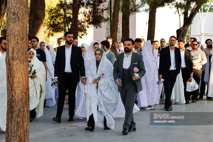 تجدید میثاق زوج‌های دانشجو با شهدا