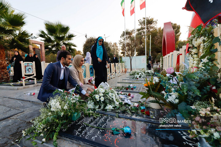 تجدید میثاق زوج‌های دانشجو با شهدا