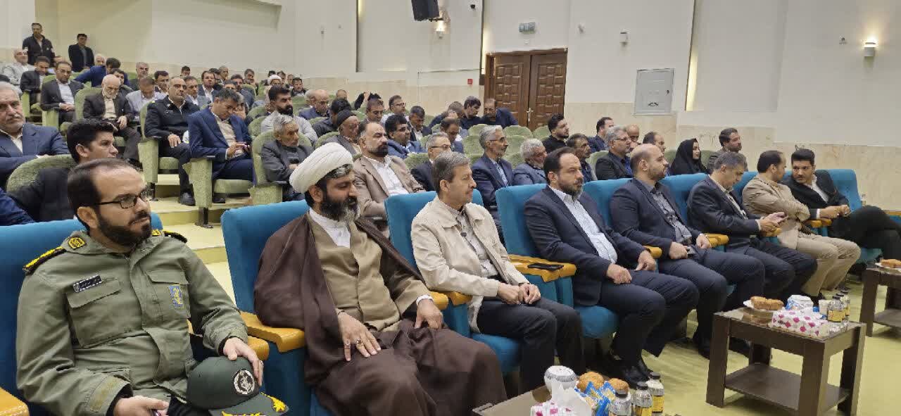 سمیرم نگین گردشگری و قطب نوین اقتصاد سبز استان اصفهان