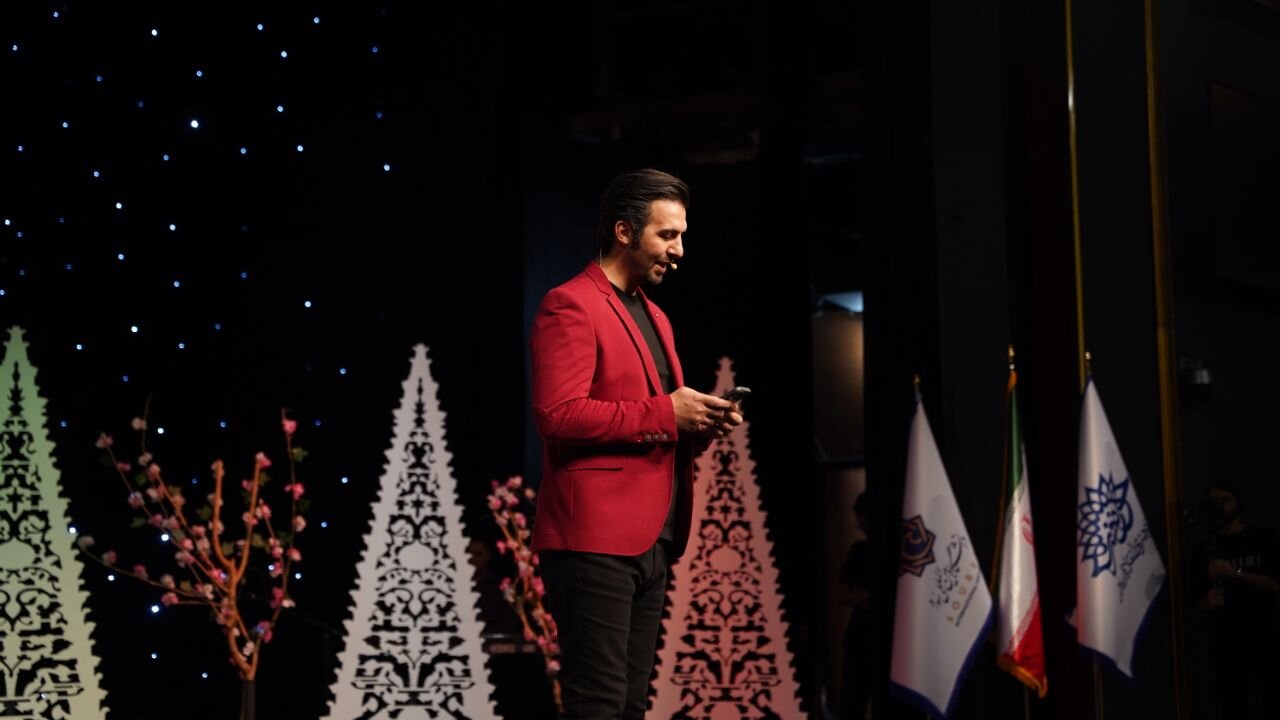 ساعی: رسالت دانشگاه سوره، ساختِ ایران قوی است