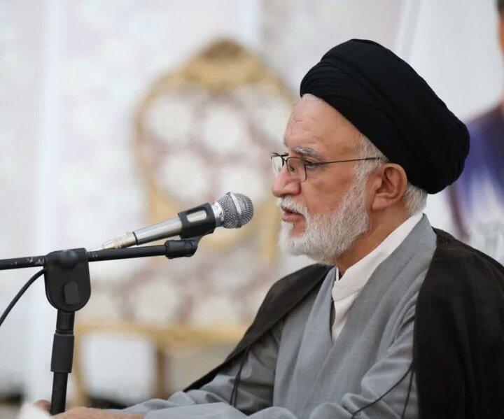 تاکید دبیر جامعه روحانیت شیراز بر ضرورت رسیدگی فوری به دغدغه‌های پرستاران