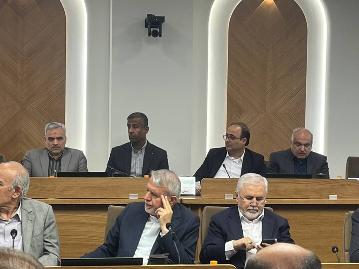 تاکید رئیس‌جمهور بر آغاز دوران توسعه دریامحور