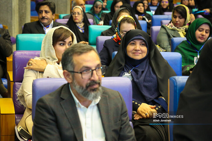 همایش ملی «نقش جهان، نقش زنان»