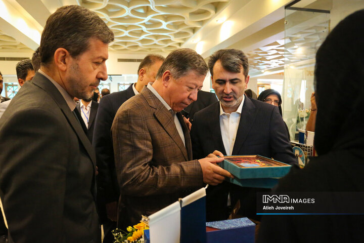 همایش ملی «نقش جهان، نقش زنان»