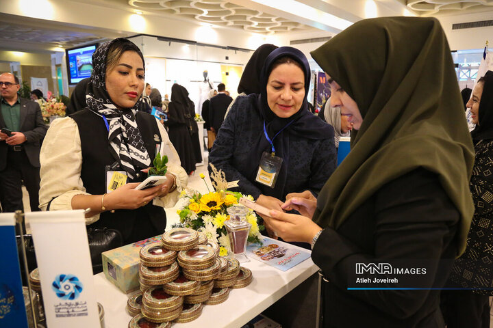 همایش ملی «نقش جهان، نقش زنان»