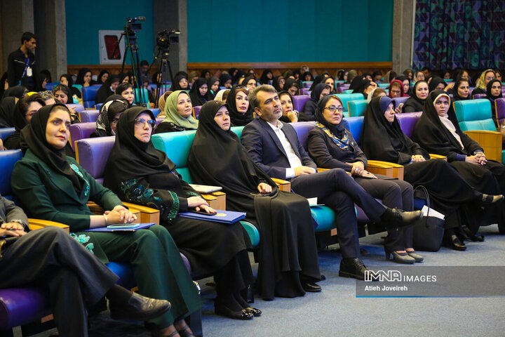 همایش ملی «نقش جهان، نقش زنان»