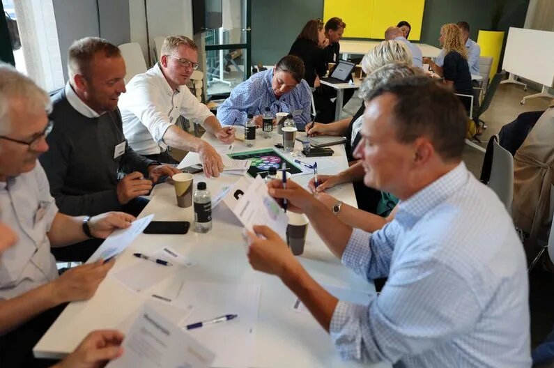 آزمایشگاه‌های شهری و طراحی مشارکتی؛ چگونه شهروندان آینده شهرها را می‌سازند؟