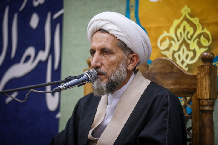 دین به زندگی انسان آرامش عمیق می‌بخشد