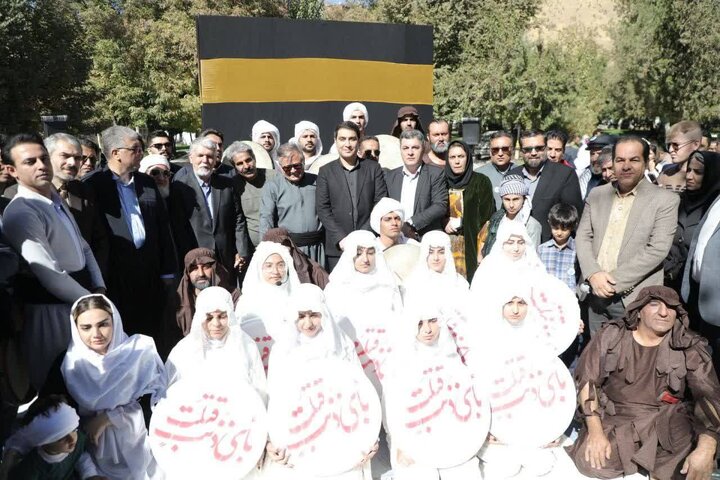 جشنواره تئاتر مریوان، نماد شاخص تئاتر خیابانی ایران است