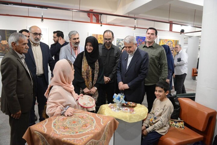 هنر توان‌یابان نمایانگر اراده، امید و خلاقیت جامعه است