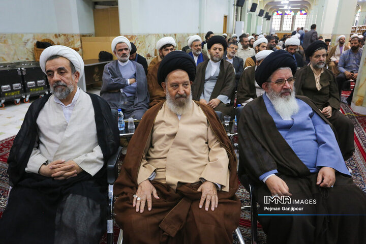 بزرگداشت آیت الله العظمی سید ابوالقاسم دهکردی(ره)