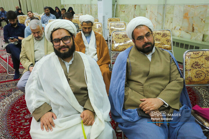 بزرگداشت آیت الله العظمی سید ابوالقاسم دهکردی(ره)