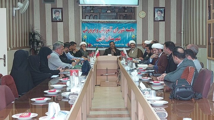 ترویج فرهنگ و اقامه نماز از اولویت‌های مهم وزیر آموزش و پرورش است