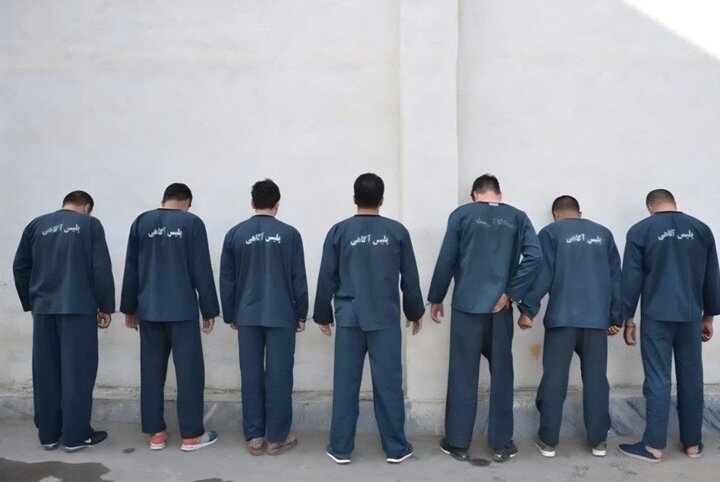 دستگیری ۸ نفر از محکومان متواری در محمودآباد