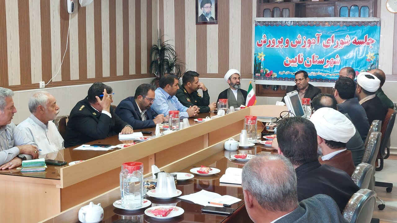 ترویج فرهنگ و اقامه نماز از اولویتهای مهم وزیر آموزش و پرورش است