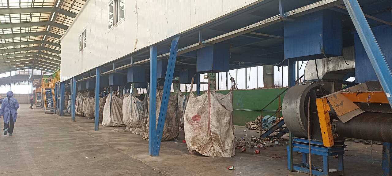 روزانه ۹۰ تن پسماند در شهر یزد دفن میشود / کاشت ۵ هکتار فضای سبز در محل دپوی پسماند قدیم