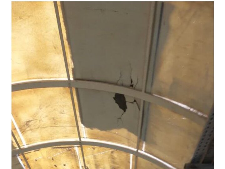 سقف بازار روز شاهین‌ویلای کرج مرمت می‌شود