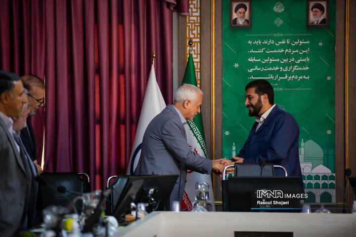 دیدار شهردار و اعضای شورای شهر کرمان و شهردار اصفهان