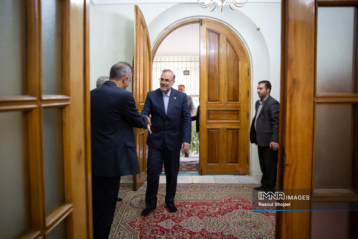 دیدار شهردار و اعضای شورای شهر کرمان و شهردار اصفهان