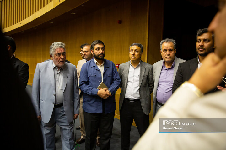 بازدید اعضای شورای شهر کرمان از مرکز همایش‌های بین‌المللی اصفهان