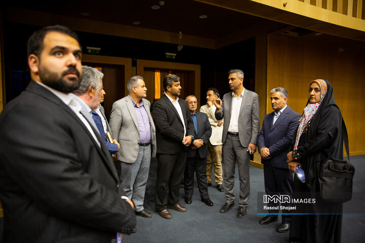 بازدید اعضای شورای شهر کرمان از مرکز همایش‌های بین‌المللی اصفهان