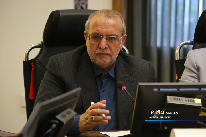 نشست هم‌اندیشی مدیریت شهری و اعضای شورای شهرهای اصفهان و کرمان