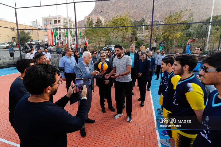 آیین بهره‌برداری از پروژه‌های منطقه ۱۳ شهرداری اصفهان