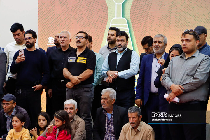 آیین بهره‌برداری از پروژه‌های منطقه ۱۳ شهرداری اصفهان