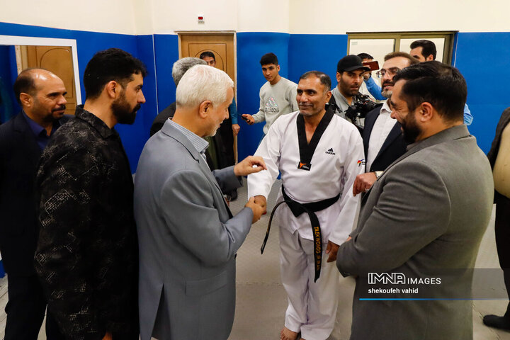 آیین بهره‌برداری از پروژه‌های منطقه ۱۳ شهرداری اصفهان