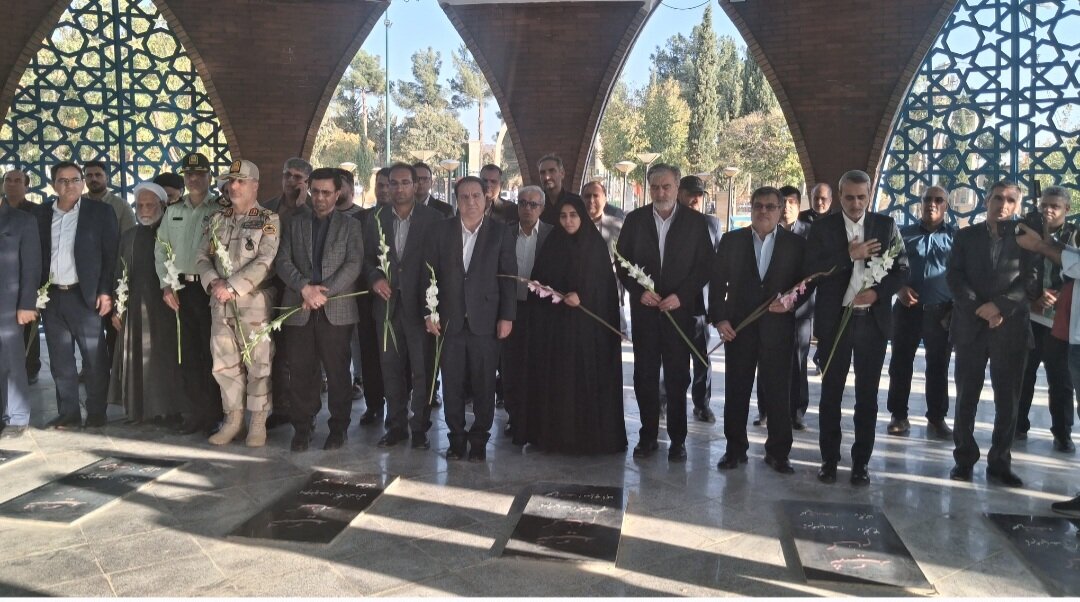 سفر کمیسیون امنیت ملی به ایلام فرصتی ارزشمند برای تقویت ارتباطات ملی و منطقه ای است+فیلم