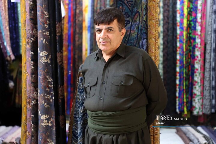 لباس کردی؛ رنگ، اصالت و هنر در دل سنندج