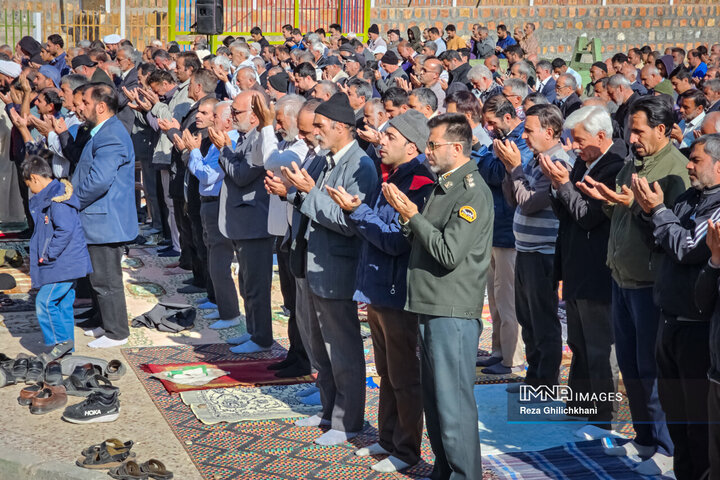 اقامه نماز باران در نجف‌آباد اصفهان