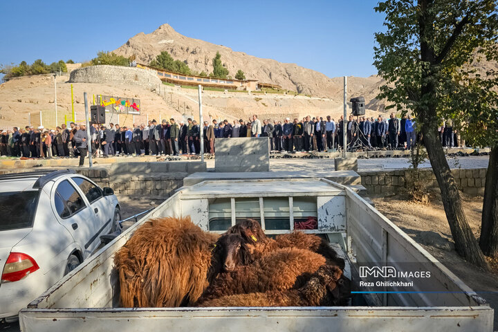 اقامه نماز باران در نجف‌آباد اصفهان
