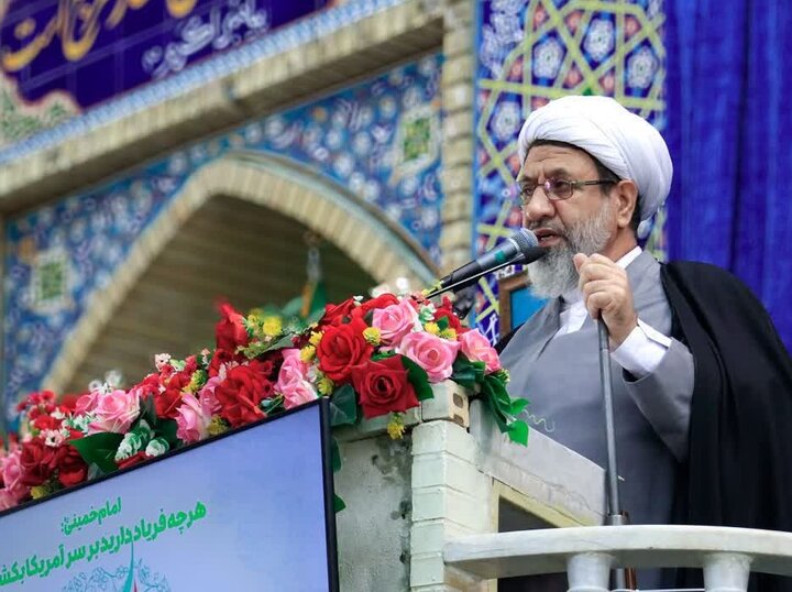 شعار «مرگ بر آمریکا» پرچم مبارزه با استکبار است