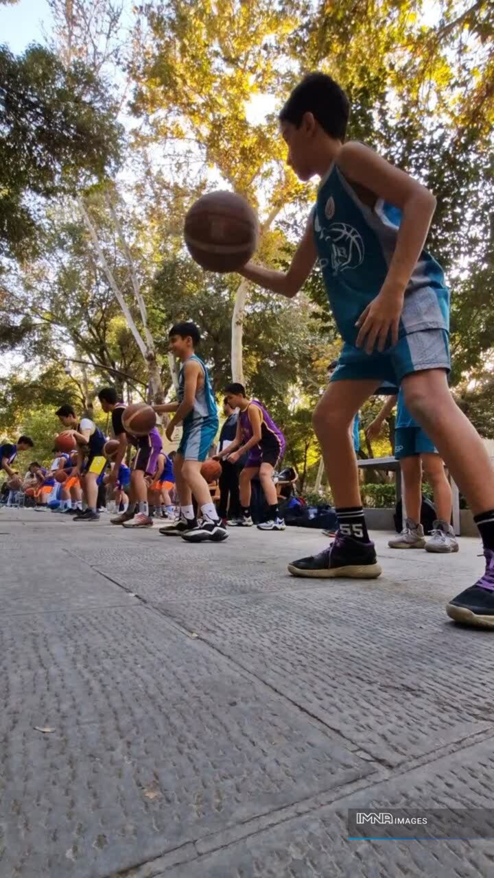 گردهمایی ۲۰۰۰ ورزشکار اصفهانی در چهارباغ عباسی بهمناسبت هفته تربیت بدنی