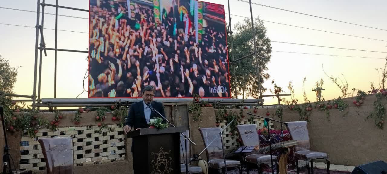 اردستان میتواند رکورد جهانی تولید انار را ثبت کند