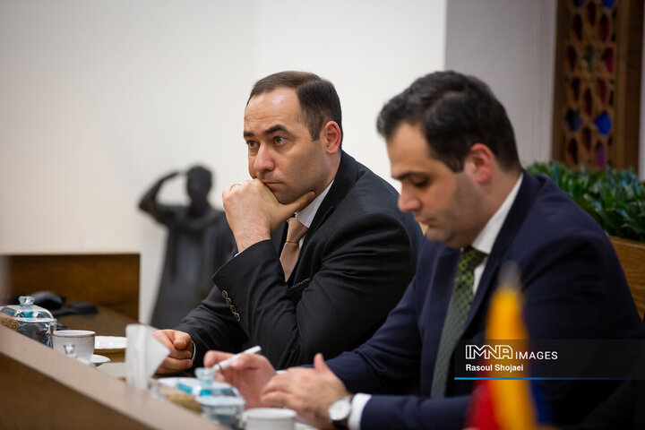 دیدار شهردار اصفهان و سفیر ارمنستان در ایران