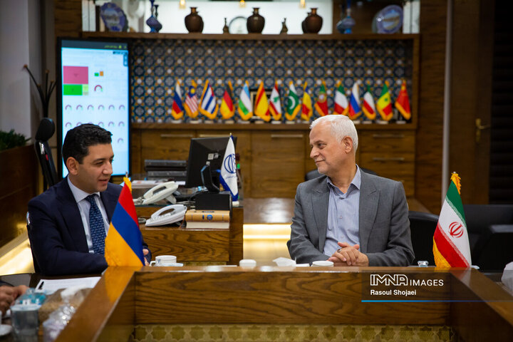 دیدار شهردار اصفهان و سفیر ارمنستان در ایران