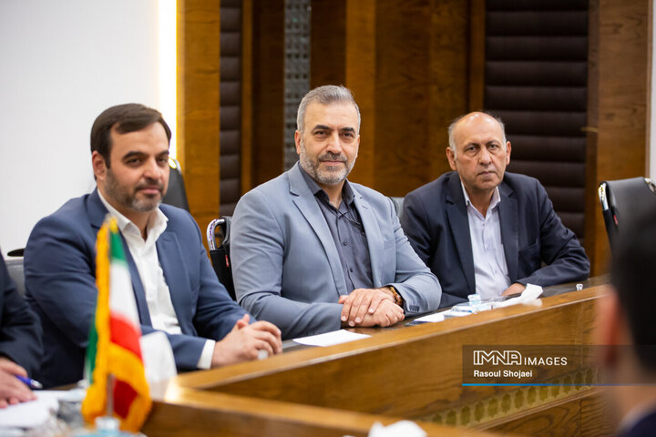 دیدار شهردار اصفهان و سفیر ارمنستان در ایران