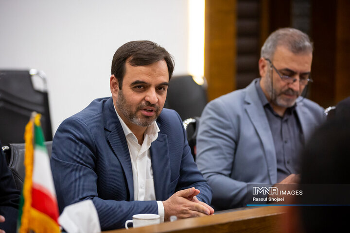 دیدار شهردار اصفهان و سفیر ارمنستان در ایران