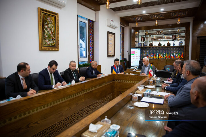 دیدار شهردار اصفهان و سفیر ارمنستان در ایران