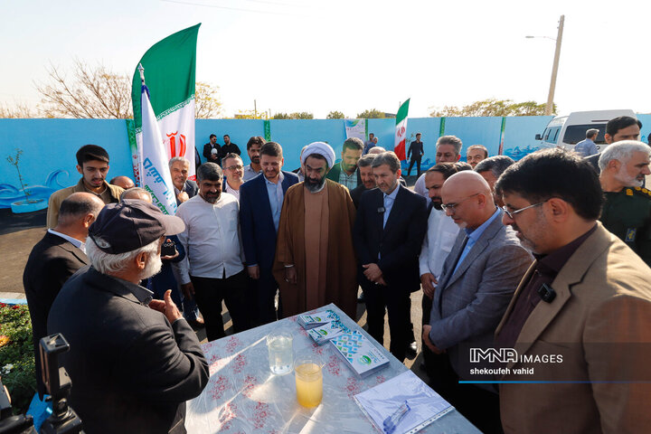 آیین افتتاح پروژه‌های شهرداری درچه